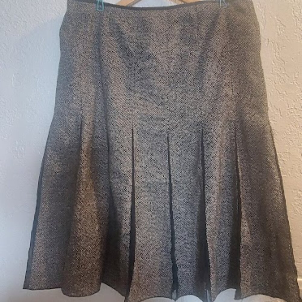 FOCUS 2000 FLAIR WOOL SKIRT